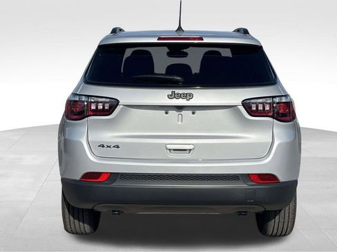 New 2026 Jeep Compass Latitude image 6