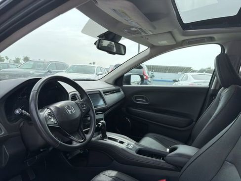 Used 2019 Honda HR-V EX-L image 4