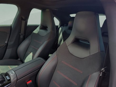Certified 2023 Mercedes-Benz CLA 35 AMG 4MATIC image 17
