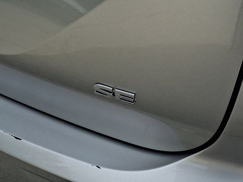 Used 2025 Mitsubishi Outlander SE AWD/4WD image 16