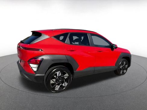 Used 2025 Hyundai Kona SEL AWD/4WD image 15
