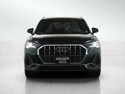 Used 2025 Audi Q3 2.0T Premium image 8