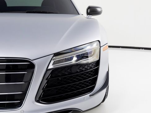 Used 2015 Audi R8 Competition image 54