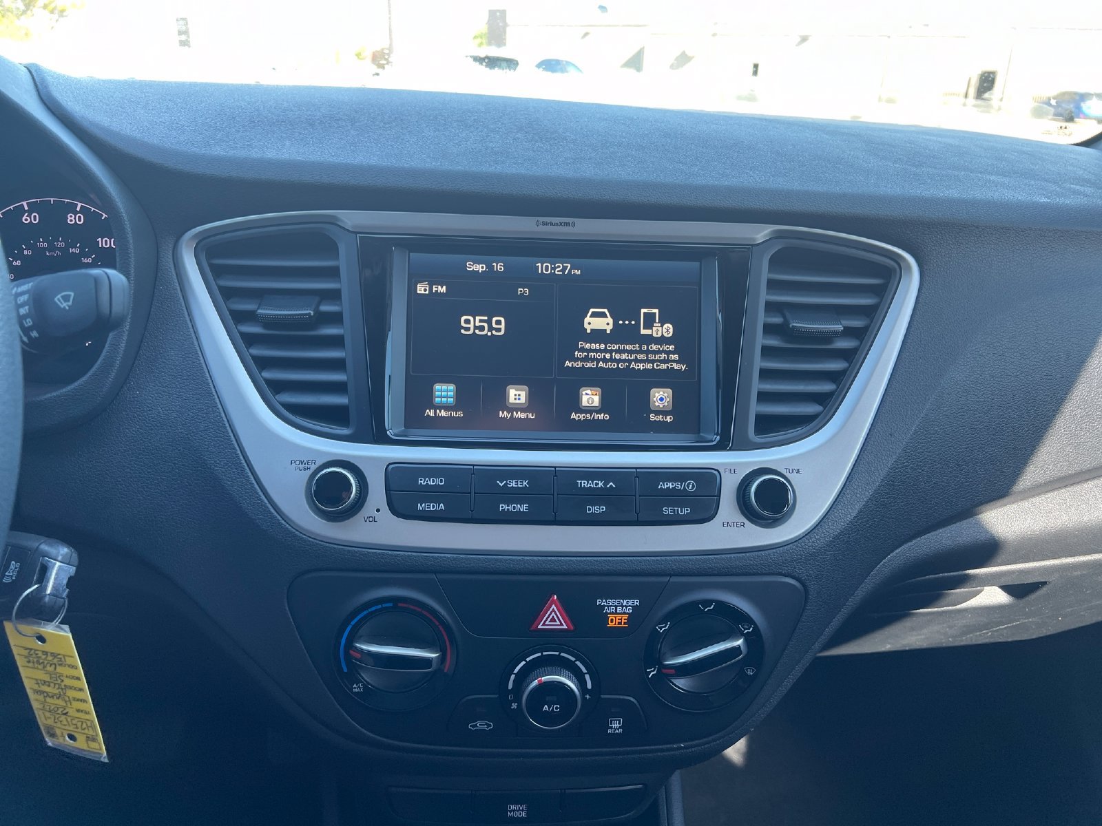 Used 2022 Hyundai Accent SEL w/ Cargo Package FWD image 27