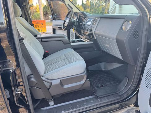 Used 2016 Ford F250 XLT w/ XLT Value Package image 23
