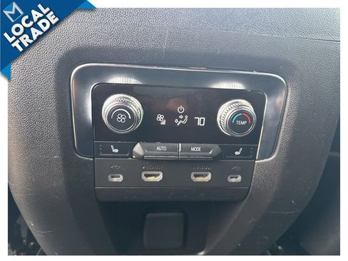 Used 2021 GMC Yukon XL Denali w/ Denali Ultimate Package AWD/4WD image 22