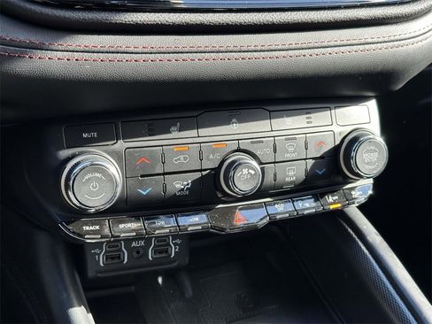 Used 2021 Dodge Durango R/T w/ Tow 'N Go Package image 5