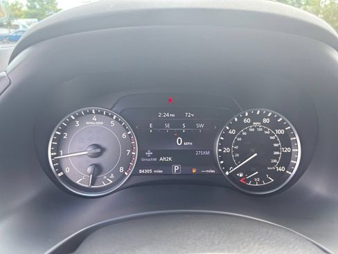 Used 2022 Nissan Armada SL w/ Midnight Edition Package RWD image 20