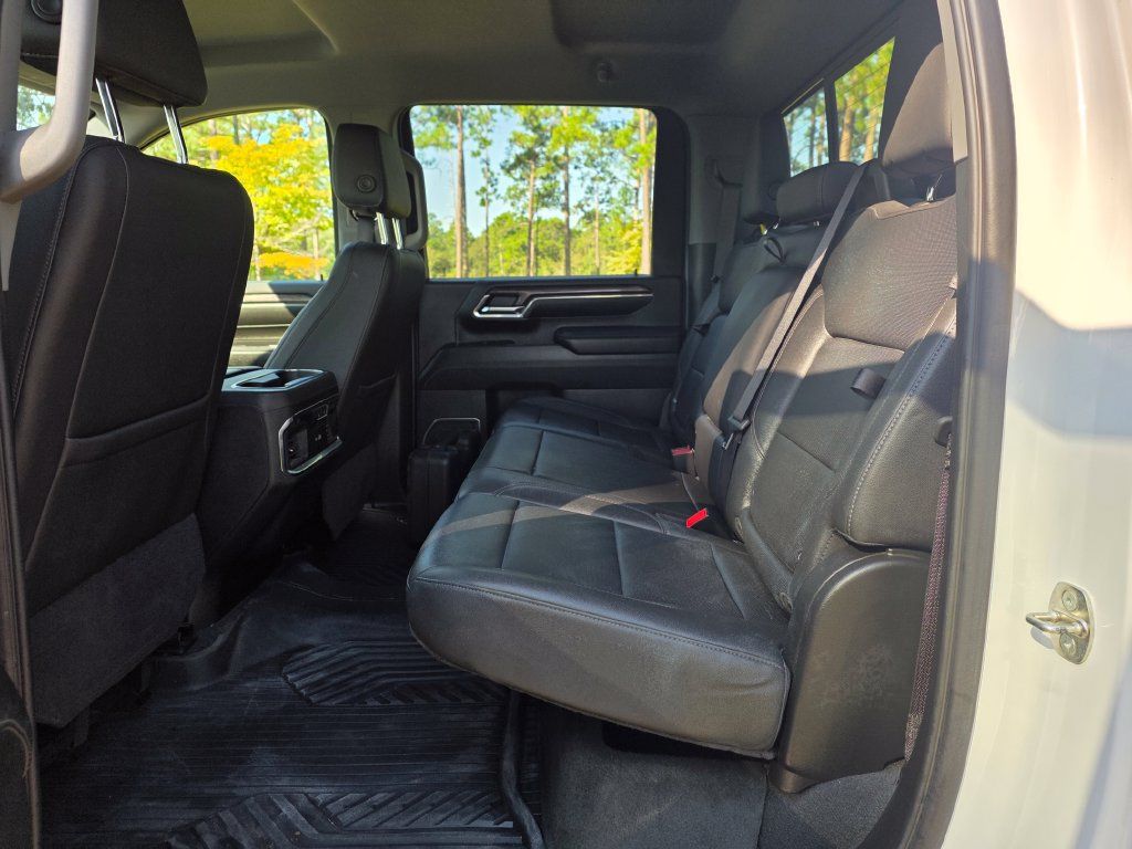 Used 2024 Chevrolet Silverado 2500 LTZ w/ LTZ Plus Package AWD/4WD image 16