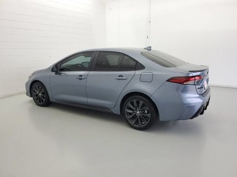 Used 2025 Toyota Corolla XSE FWD image 7