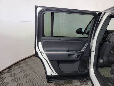 Used 2024 Rivian R1S Adventure AWD/4WD image 17