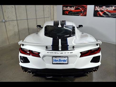 Used 2025 Chevrolet Corvette Stingray Preferred Cpe w/ Z51 Performance Package RWD image 10