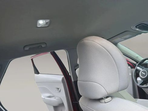 Used 2024 Hyundai Kona SEL w/ Convenience Package FWD image 32