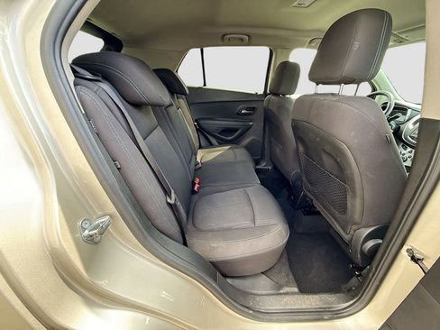 Used 2016 Chevrolet Trax LT FWD image 24