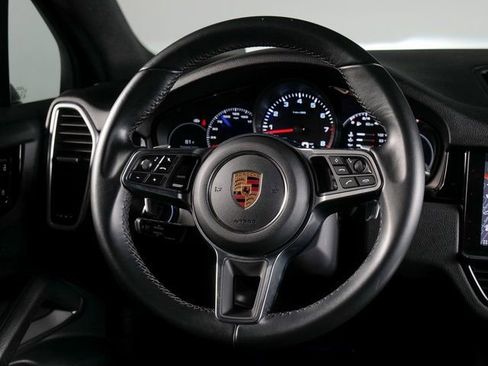 Certified 2019 Porsche Cayenne AWD/4WD image 15