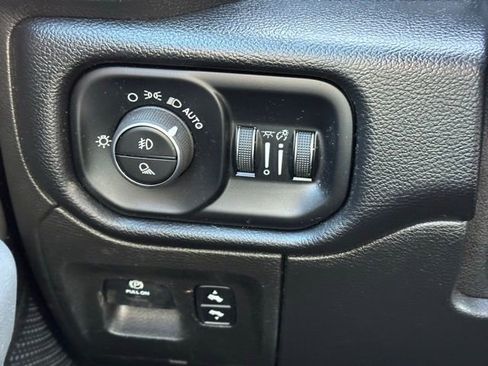 Used 2019 RAM 1500 Big Horn image 20