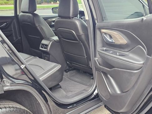 Used 2024 GMC Terrain Denali w/ Black Diamond Edition AWD/4WD image 14