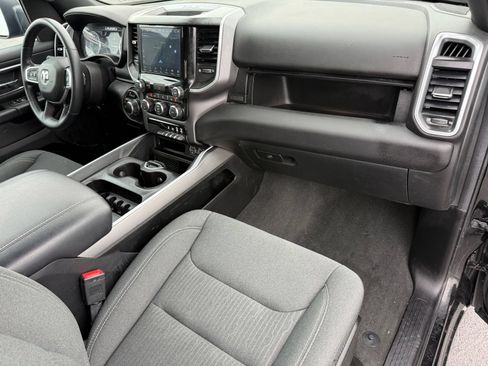 Used 2022 RAM 1500 Big Horn AWD/4WD image 16