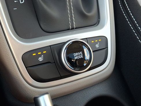 New 2026 Hyundai Venue SEL image 15