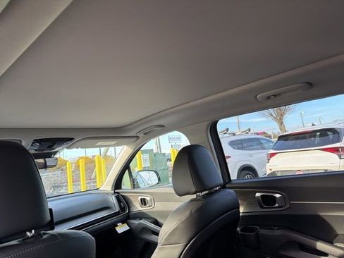 New 2026 Kia Sorento X-Line EX image 8