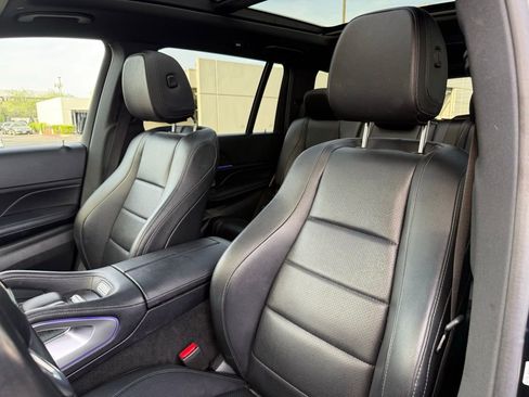 Used 2022 Mercedes-Benz GLS 450 4MATIC image 13