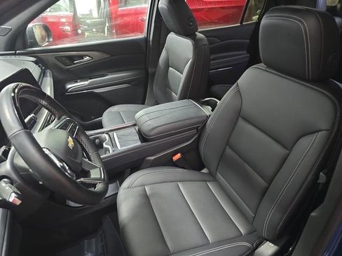 Used 2024 Chevrolet Traverse LT w/ Enhanced Driving Package image 20