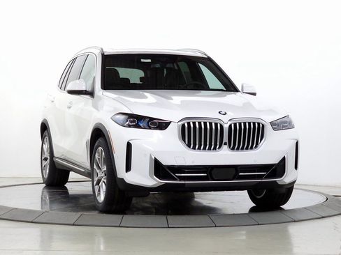 Used 2026 BMW X5 xDrive40i AWD/4WD image 1