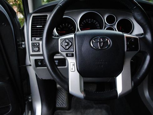 Used 2016 Toyota Sequoia Limited w/ Safety & Convenience Package image 34