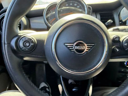 Used 2020 MINI Cooper 2-Door Hardtop FWD image 15