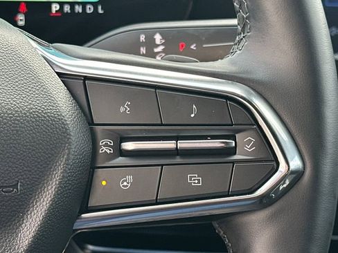 Used 2025 Chevrolet Equinox LT image 29