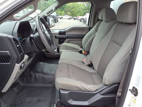 Used 2017 Ford F150 XL w/ Equipment Group 101A Mid AWD/4WD image 16