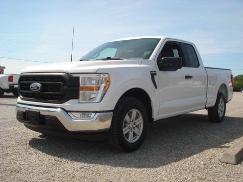 Used 2022 Ford F150 XL w/ Equipment Group 101A High RWD image 4