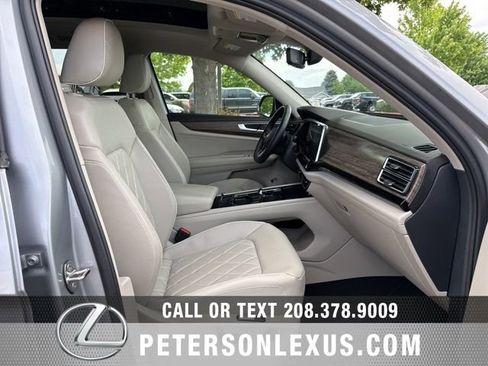 Used 2025 Volkswagen Atlas SEL Premium R-Line AWD/4WD image 13