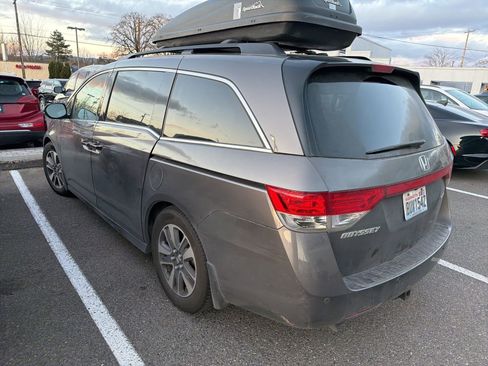 Used 2015 Honda Odyssey Touring image 4