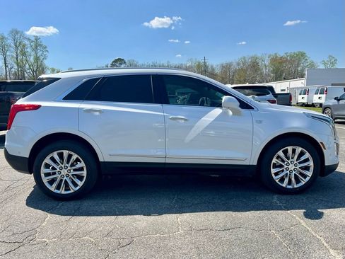 Used 2018 Cadillac XT5 Platinum w/ Driver Assist Package image 2