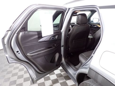 Used 2023 Chevrolet TrailBlazer ACTIV w/ Convenience Package AWD/4WD image 31