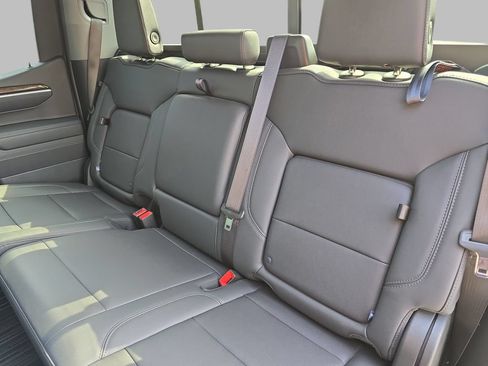 Certified 2025 GMC Sierra 1500 Elevation w/ Elevation Premium Package AWD/4WD image 15