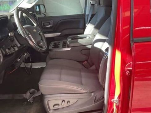 Used 2018 Chevrolet Silverado 1500 LT w/ All Star Edition image 13