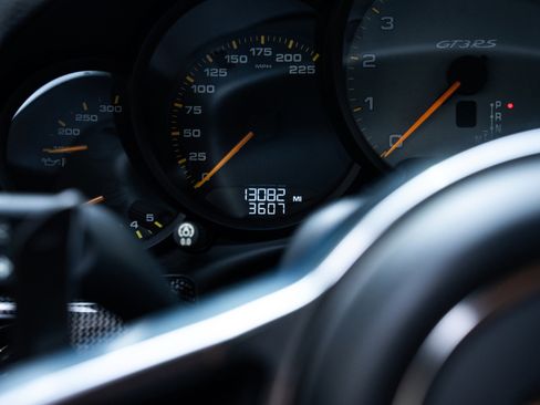 Used 2016 Porsche 911 GT3 RS image 48