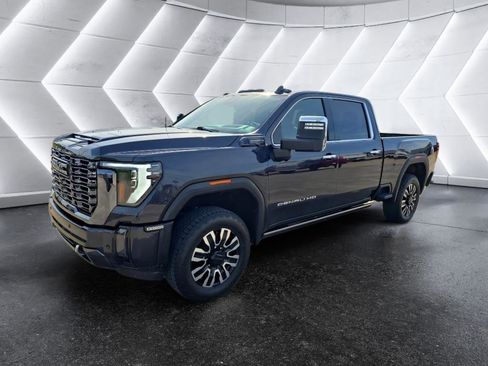 Used 2024 GMC Sierra 2500 Denali Ultimate AWD/4WD image 1