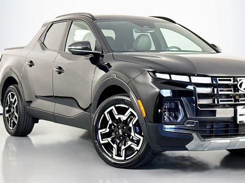 Used 2025 Hyundai Santa Cruz Limited AWD/4WD image 15