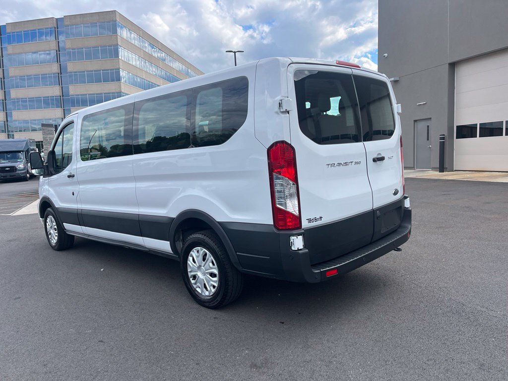 Used 2025 Ford Transit 350 XLT RWD image 6
