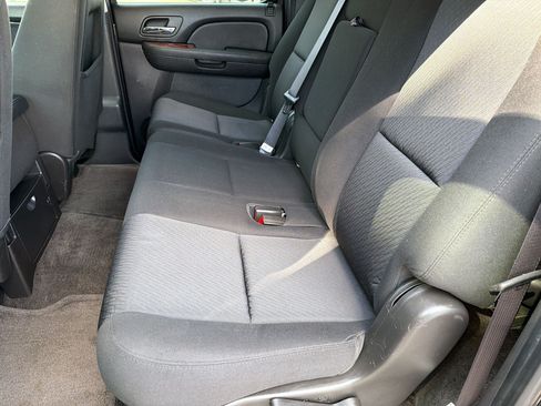 Certified 2011 Chevrolet Suburban LS RWD image 20