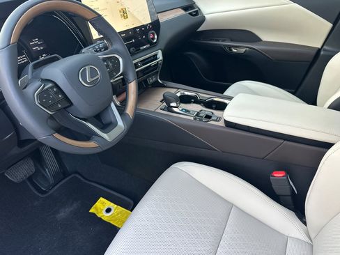 New 2026 Lexus RX 350 350h image 7