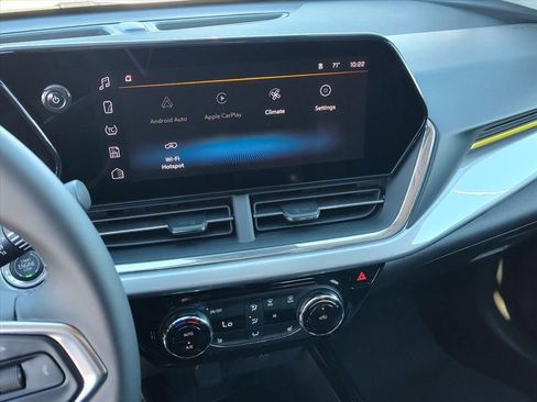 New 2026 Chevrolet Trax LT w/ Driver Confidence Package image 12
