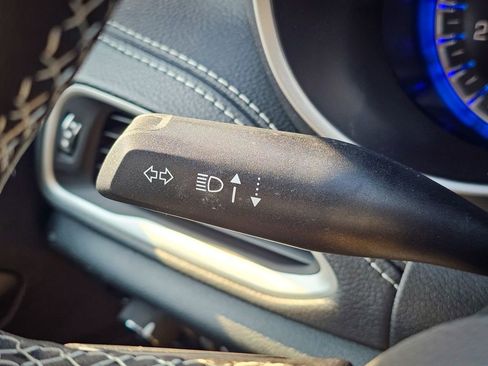 New 2026 Chrysler Pacifica Select image 18