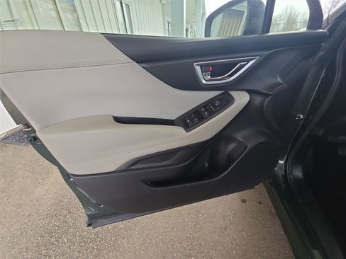 Used 2023 Subaru Forester Premium image 21