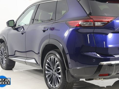 Used 2024 Nissan Rogue Platinum image 25