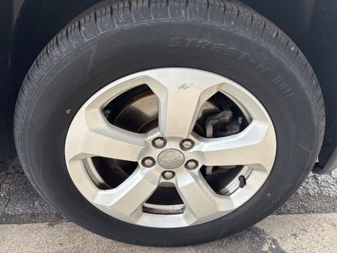 Used 2018 Jeep Compass Latitude w/ Popular Equipment Group image 28