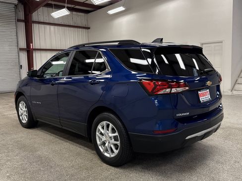 Used 2023 Chevrolet Equinox LT image 20